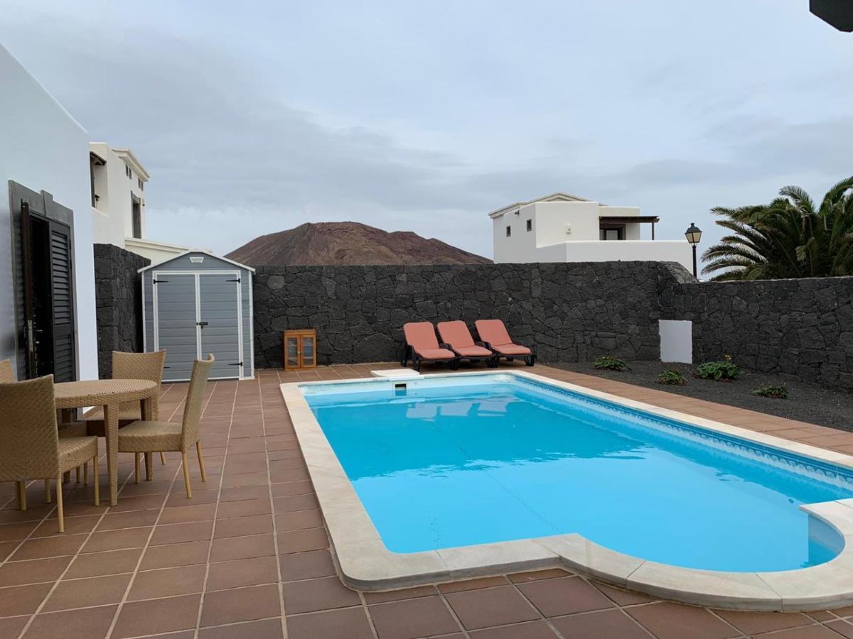 יאיזה Villa Denise מראה חיצוני תמונה